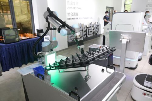 廣東省第十屆“省長(zhǎng)杯”工業(yè)設(shè)計(jì)大賽復(fù)賽智能裝備類專項(xiàng)賽在廣州順利舉行